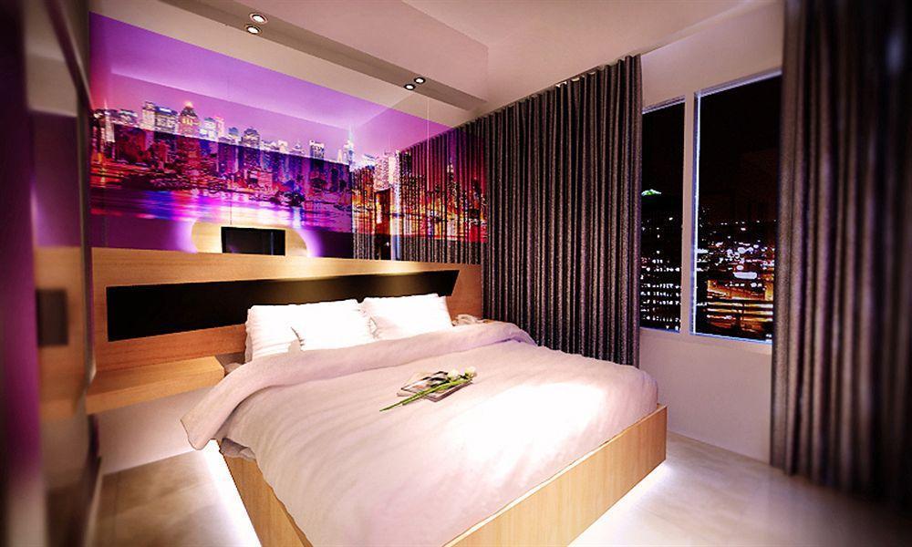 G Suites Hotel By Amithya Surabaya Dış mekan fotoğraf