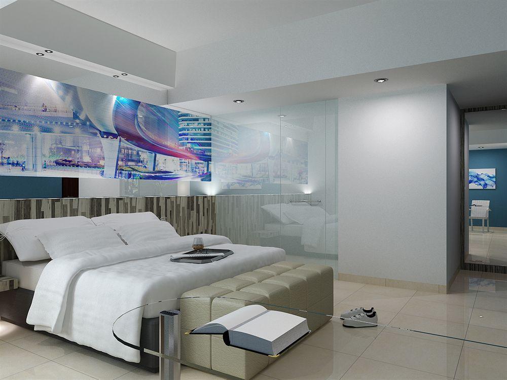 G Suites Hotel By Amithya Surabaya Dış mekan fotoğraf