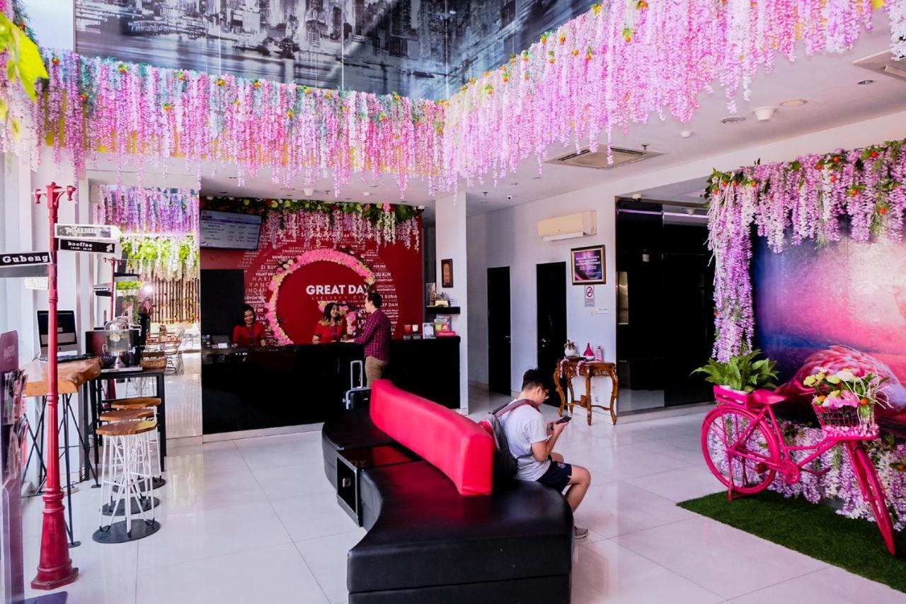 G Suites Hotel By Amithya Surabaya Dış mekan fotoğraf